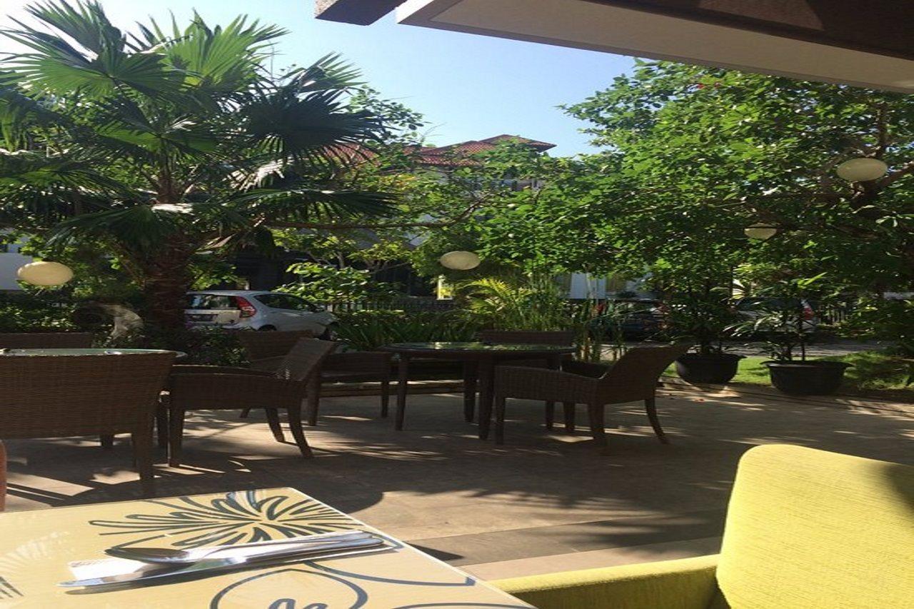 Ibis Styles Bali Benoa Hotel Nusa Dua  Exterior foto