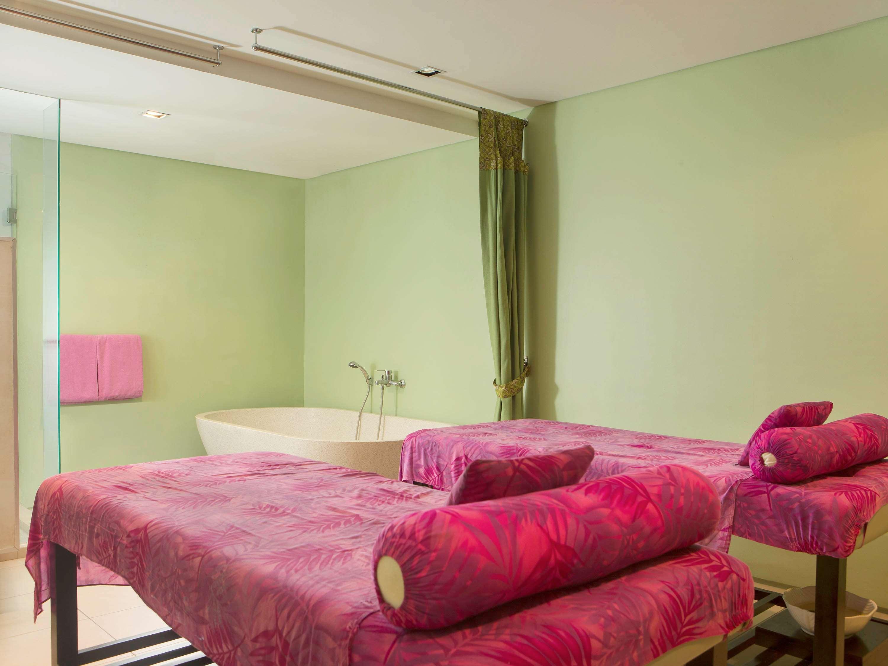 Ibis Styles Bali Benoa Hotel Nusa Dua  Exterior foto